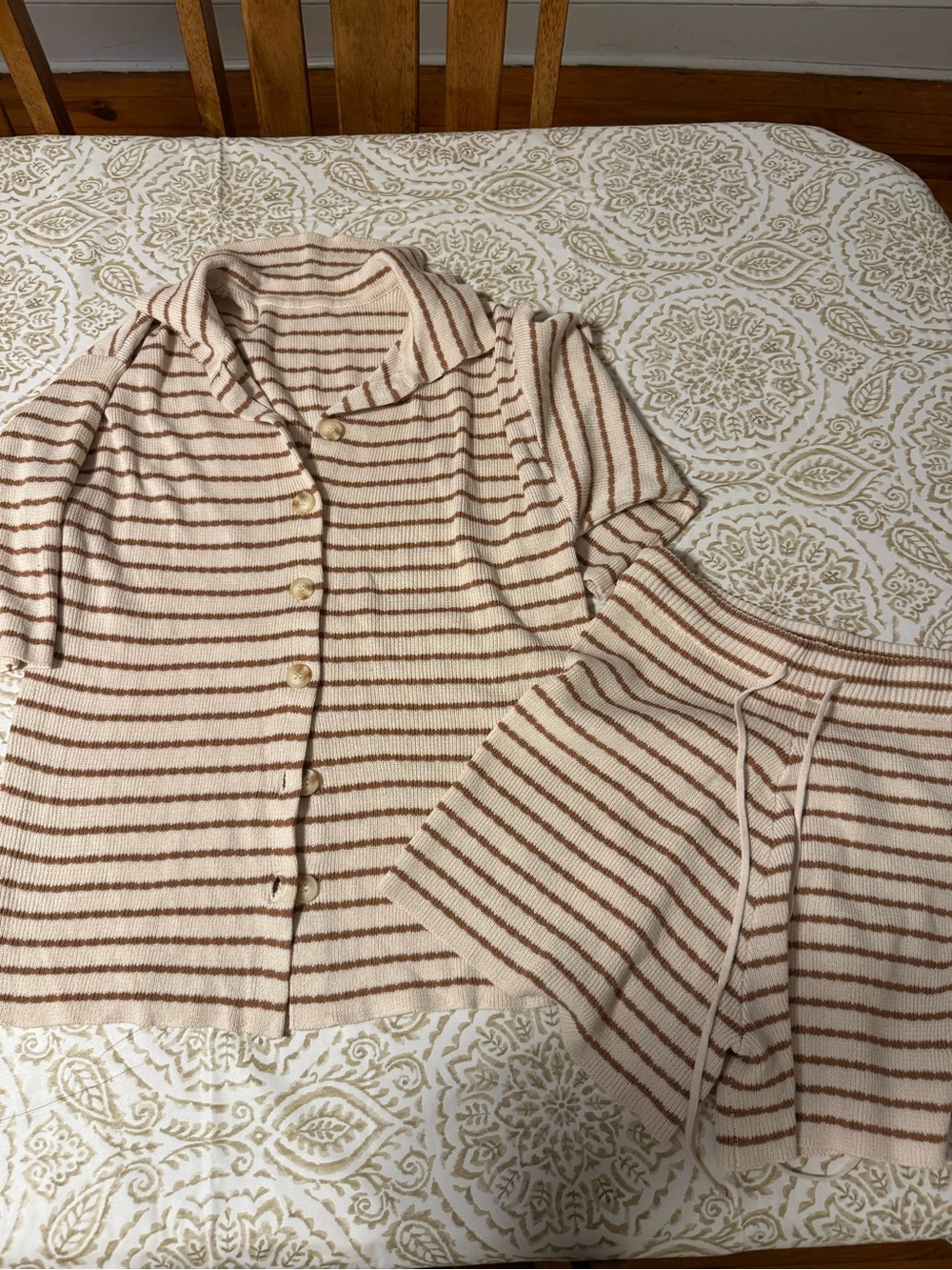 Two piece tan and cream button down short set medium